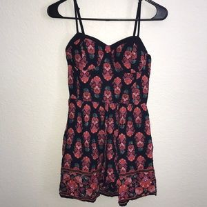 BAND OF GYPSIES ROMPER Size S